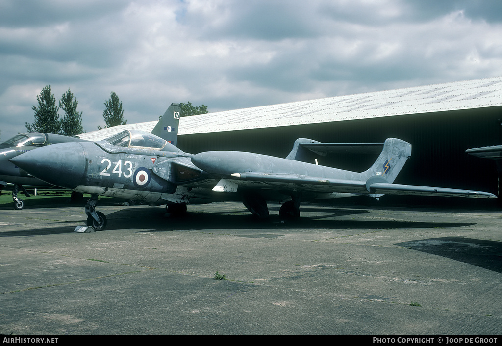 Aircraft Photo of XJ560 | De Havilland D.H. 110 Sea Vixen FAW2 | UK - Navy | AirHistory.net #61528
