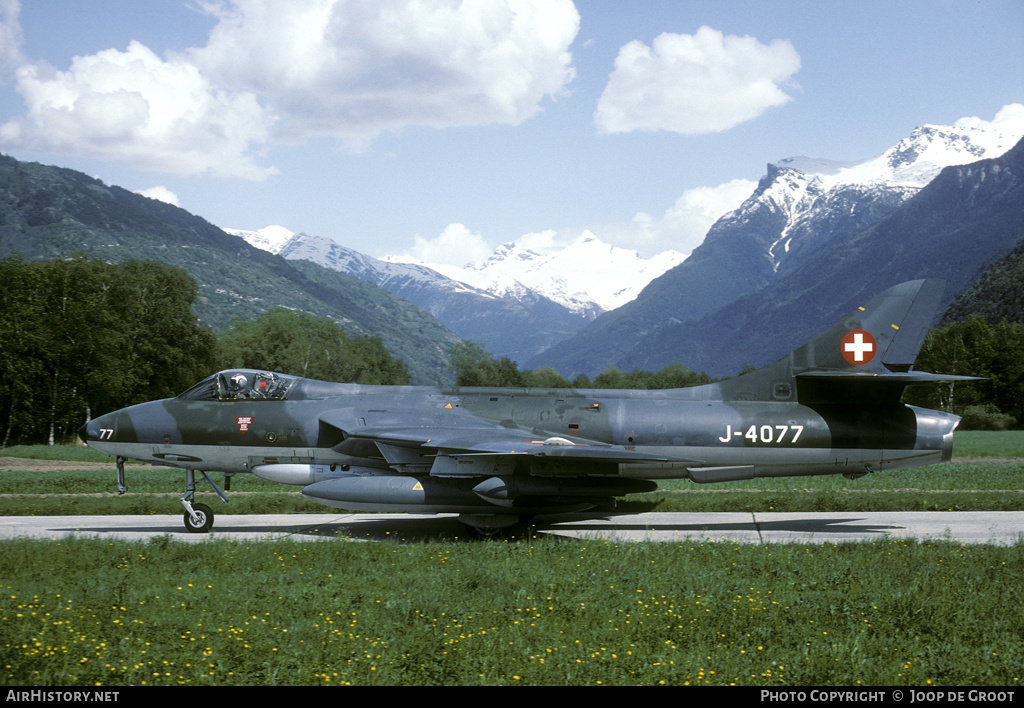 Aircraft Photo of J-4077 | Hawker Hunter F58 | Switzerland - Air Force | AirHistory.net #61540