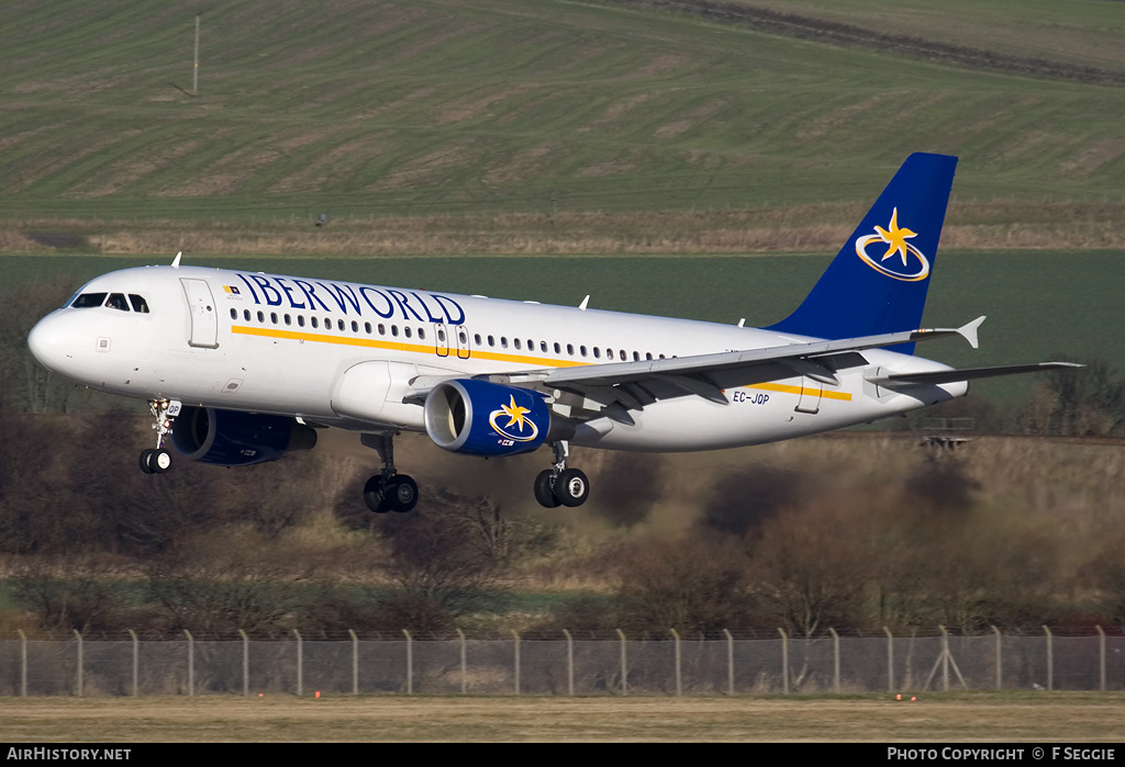 Aircraft Photo of EC-JQP | Airbus A320-214 | Iberworld Airlines | AirHistory.net #61569