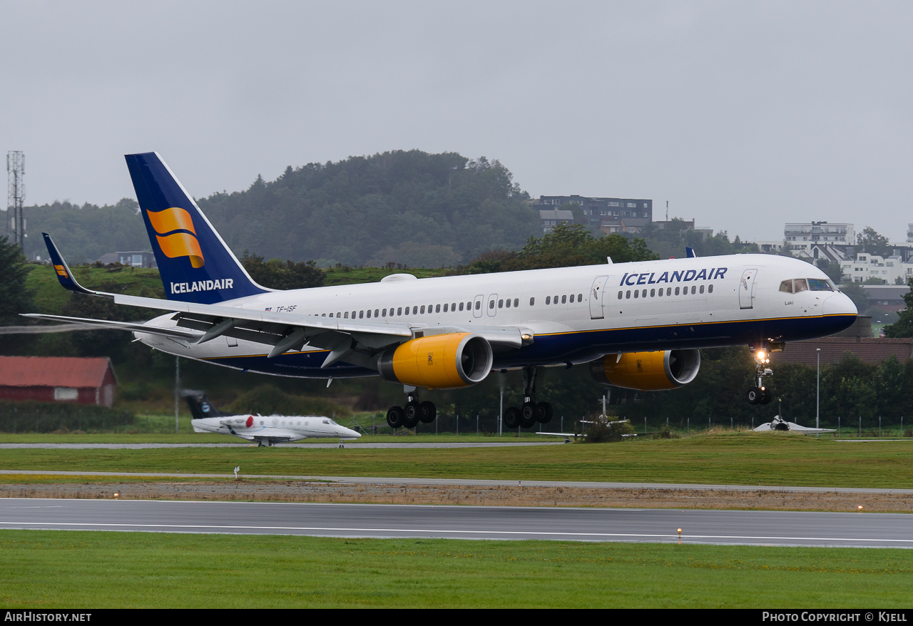 Aircraft Photo of TF-ISF | Boeing 757-223 | Icelandair | AirHistory.net #61572