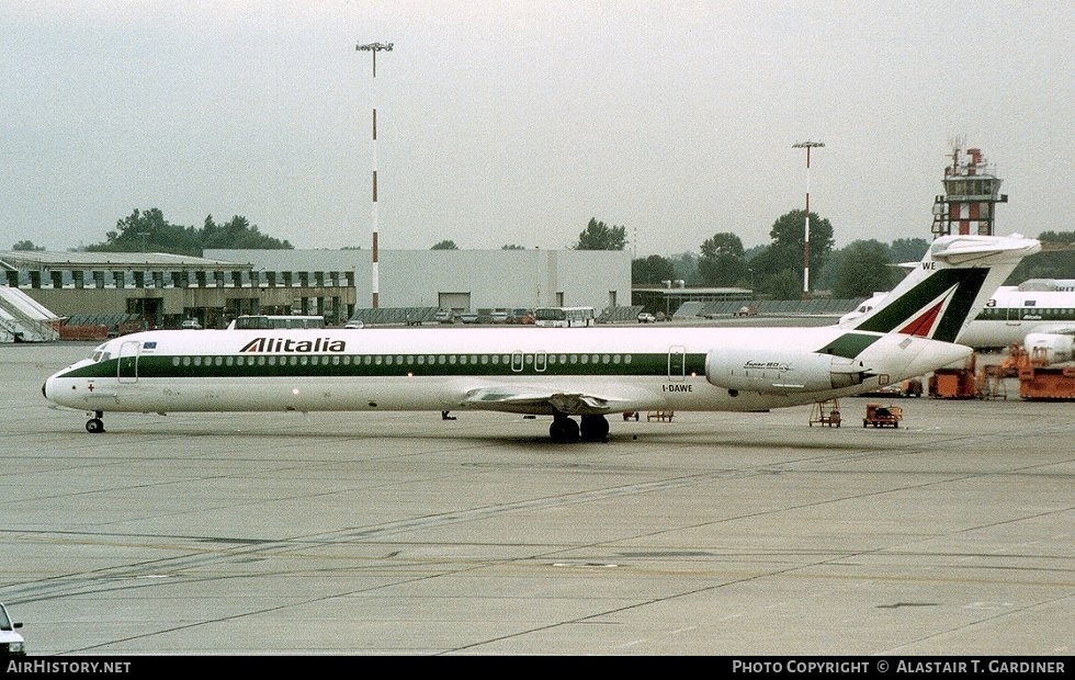 Aircraft Photo of I-DAWE | McDonnell Douglas MD-82 (DC-9-82) | Alitalia | AirHistory.net #61700