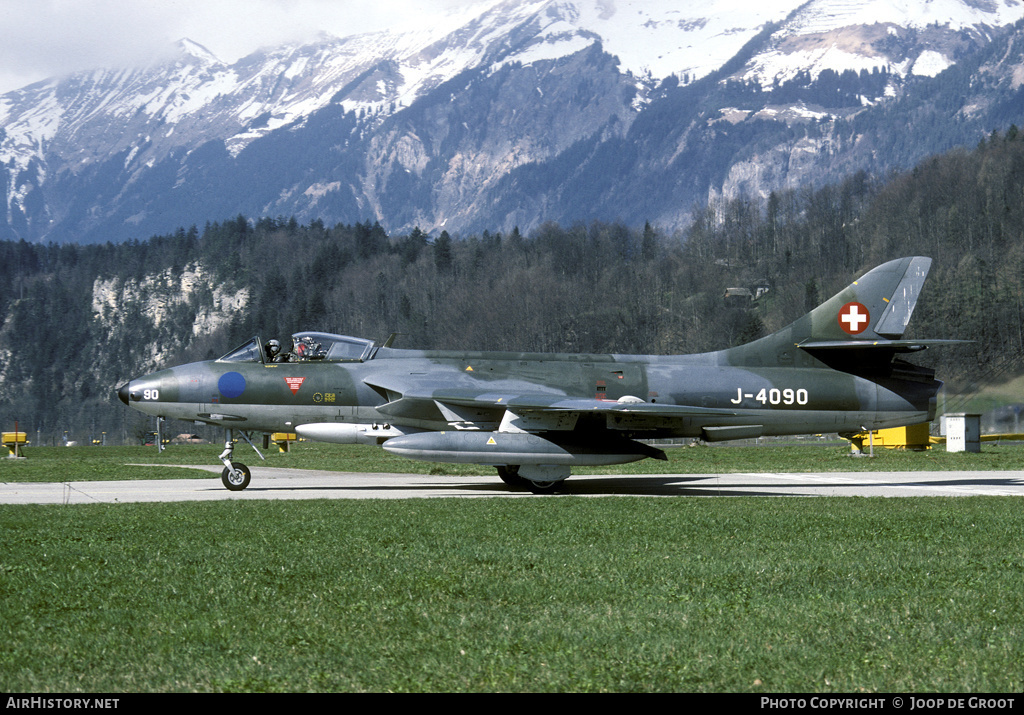 Aircraft Photo of J-4090 | Hawker Hunter F58 | Switzerland - Air Force | AirHistory.net #61731