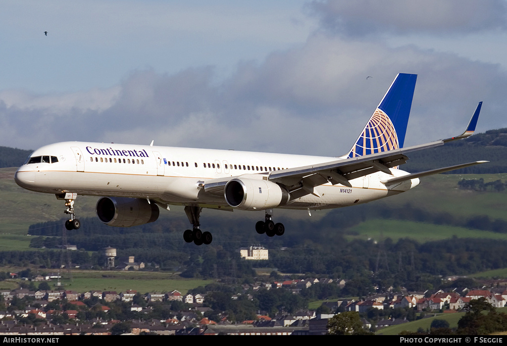 Aircraft Photo of N14121 | Boeing 757-224 | Continental Airlines | AirHistory.net #61754
