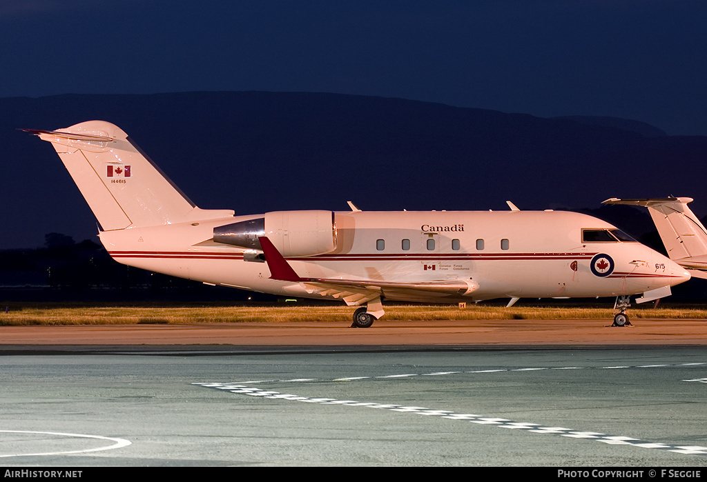 Aircraft Photo of 144615 | Canadair CC-144B Challenger (601/CL-600-2A12) | Canada - Air Force | AirHistory.net #61785