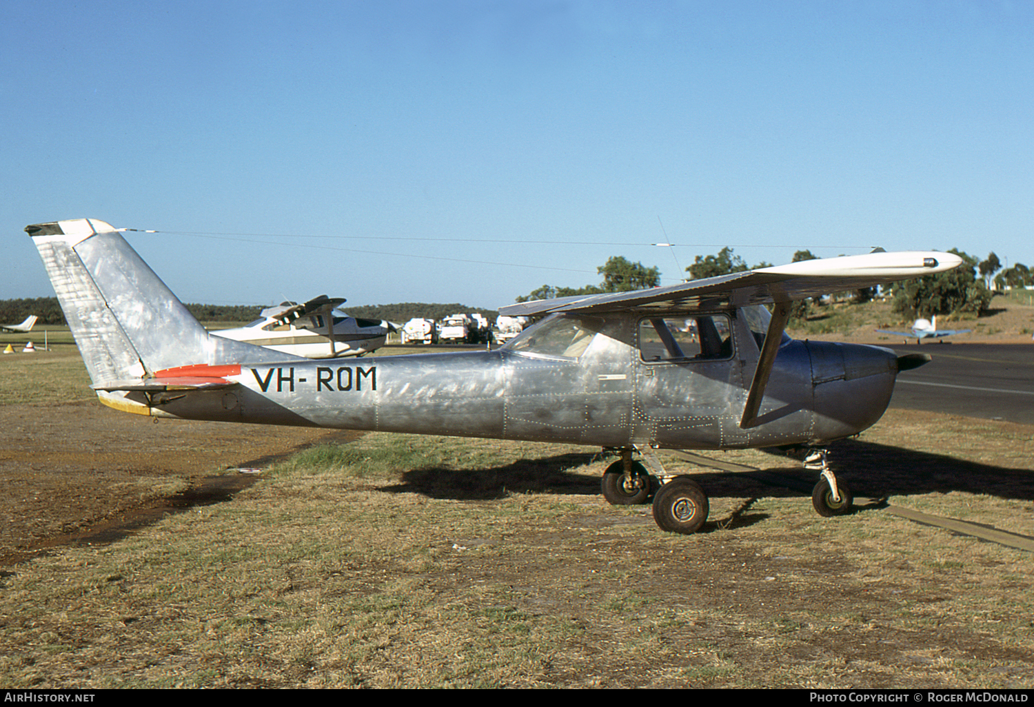 Aircraft Photo of VH-ROM | Cessna 150F | AirHistory.net #61903
