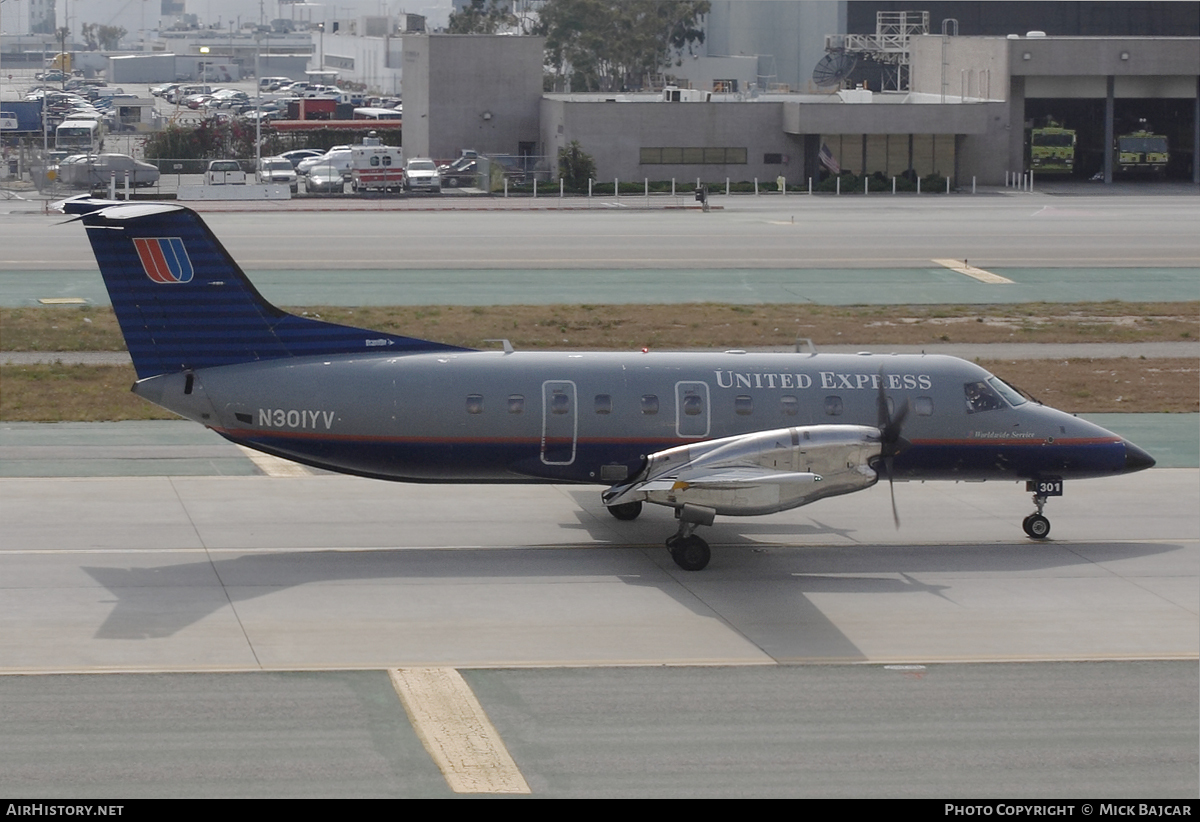 Aircraft Photo of N301YV | Embraer EMB-120(ER) Brasilia | United Express | AirHistory.net #61924