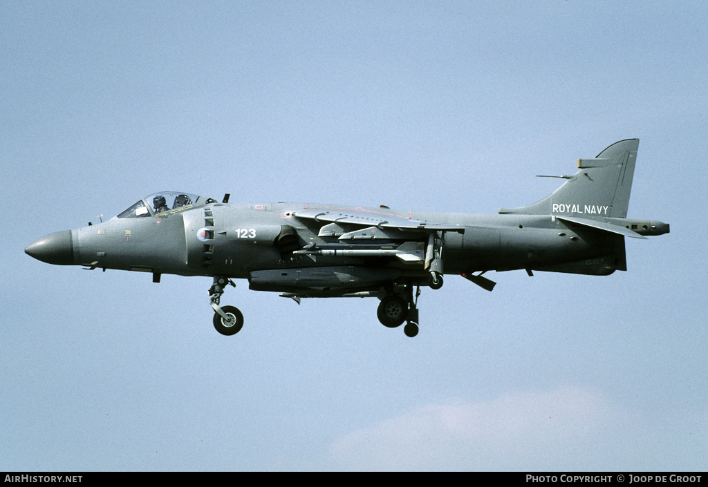 Aircraft Photo of ZD607 | British Aerospace Sea Harrier FA2 | UK - Navy | AirHistory.net #61934