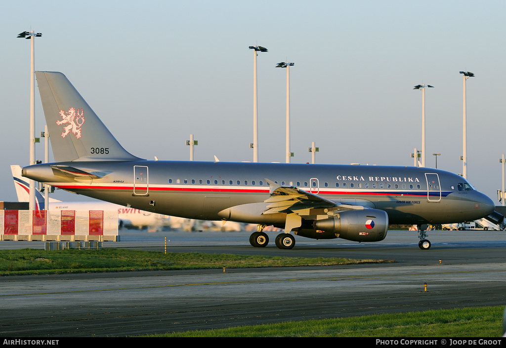 Aircraft Photo of 3085 | Airbus ACJ319 (A319-115/CJ) | Czechia - Air Force | AirHistory.net #61961