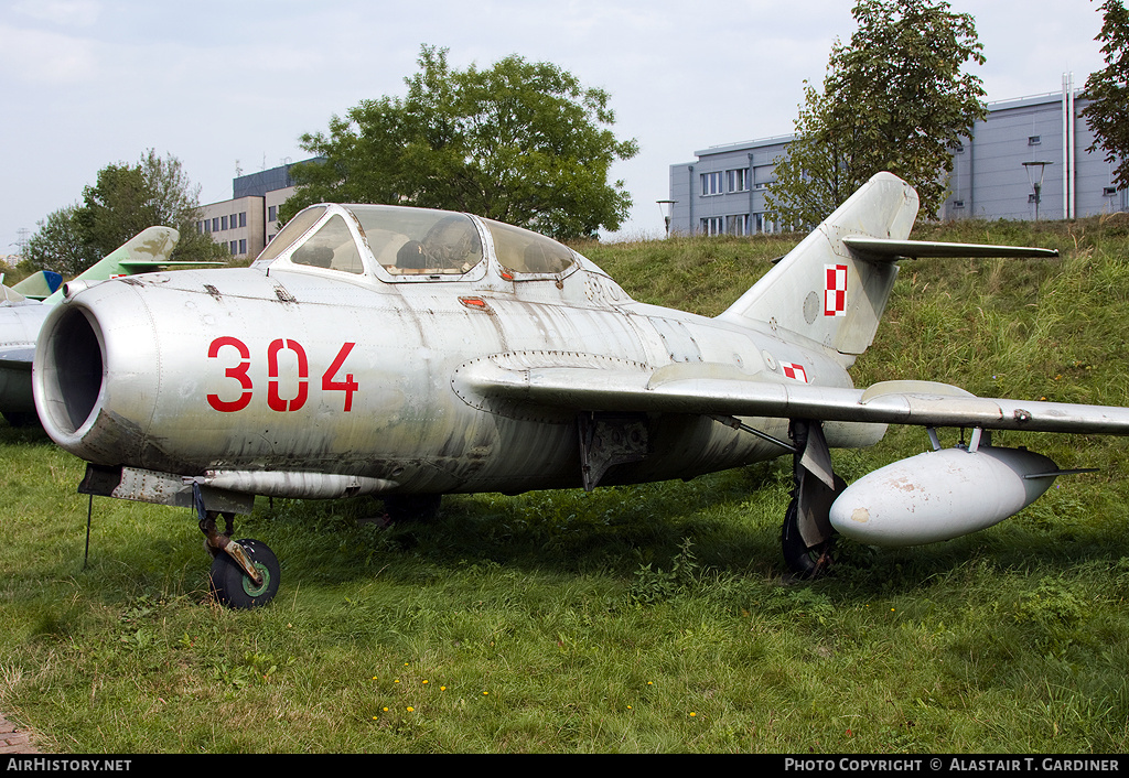Aircraft Photo of 304 | PZL-Mielec SBLim-2 (MiG-15UTI) | Poland - Air Force | AirHistory.net #62023