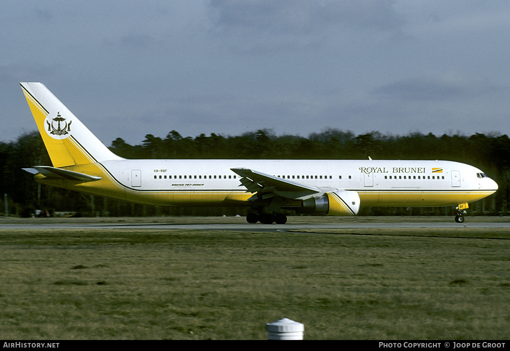 Aircraft Photo of V8-RBF | Boeing 767-33A/ER | Royal Brunei Airlines | AirHistory.net #62043