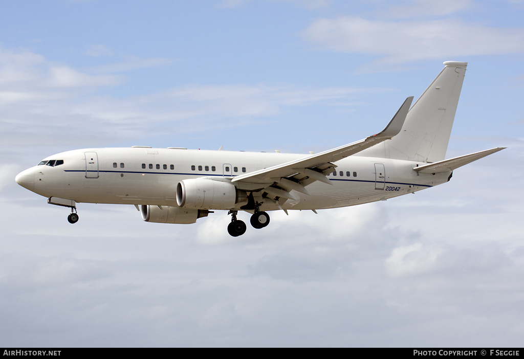 Aircraft Photo of 02-0042 / 20042 | Boeing C-40B | USA - Air Force | AirHistory.net #62060