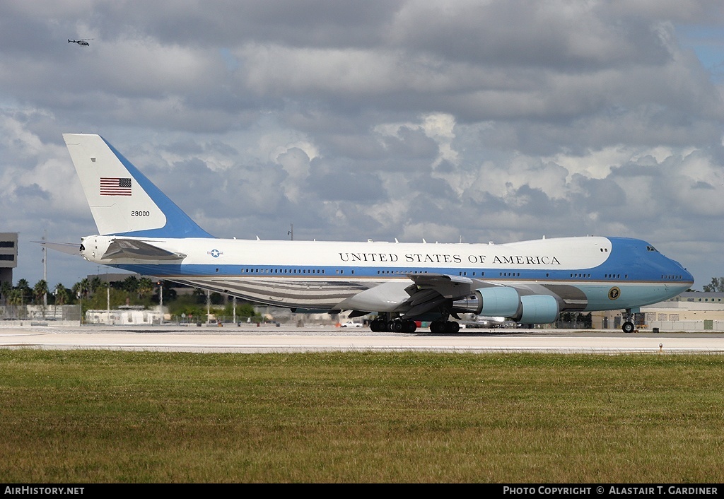 Aircraft Photo of 92-9000 / 29000 | Boeing VC-25A (747-2G4B) | USA - Air Force | AirHistory.net #62128