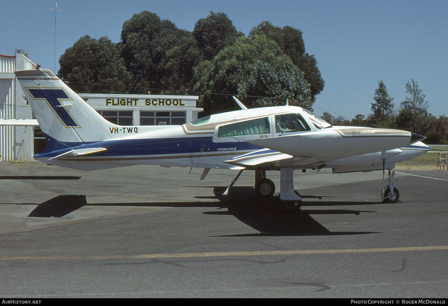 Aircraft Photo of VH-TWQ | Cessna 310R | Trans West Airlines | AirHistory.net #62183