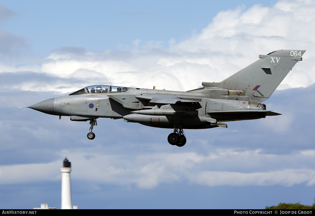 Aircraft Photo of ZA598 | Panavia Tornado GR4 | UK - Air Force | AirHistory.net #62189