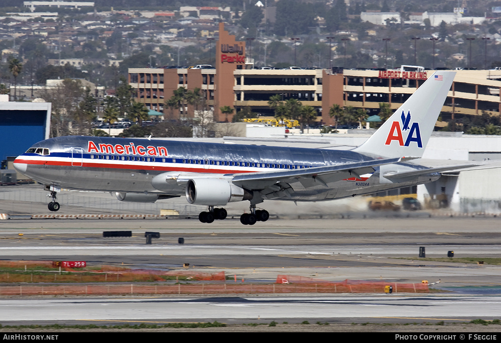 Aircraft Photo of N320AA | Boeing 767-223/ER | American Airlines | AirHistory.net #62343