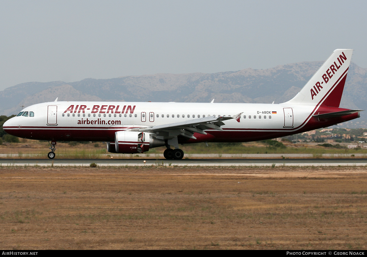 Aircraft Photo of D-ABDK | Airbus A320-214 | Air Berlin | AirHistory.net #62482