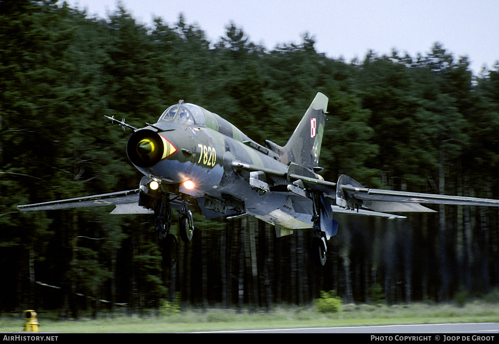 Aircraft Photo of 7820 | Sukhoi Su-22M4 | Poland - Air Force | AirHistory.net #62529