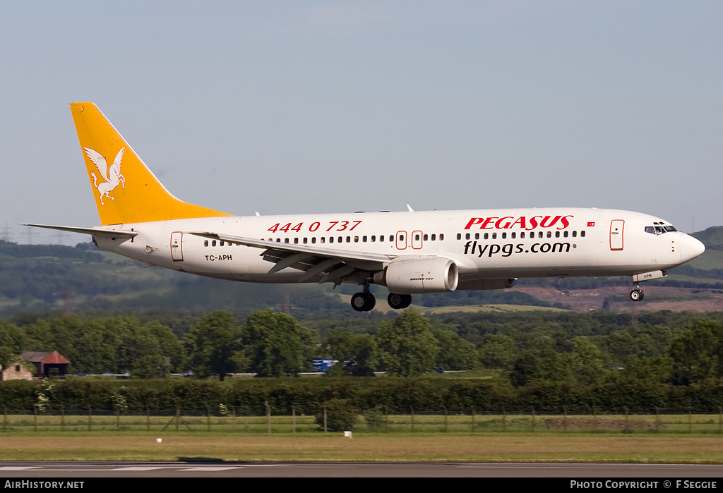 Aircraft Photo of TC-APH | Boeing 737-8S3 | Pegasus Airlines | AirHistory.net #62535