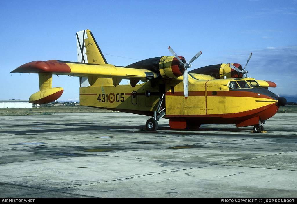 Aircraft Photo of UD13-5 | Canadair CL-215-II (CL-215-1A10) | Spain - Air Force | AirHistory.net #62841
