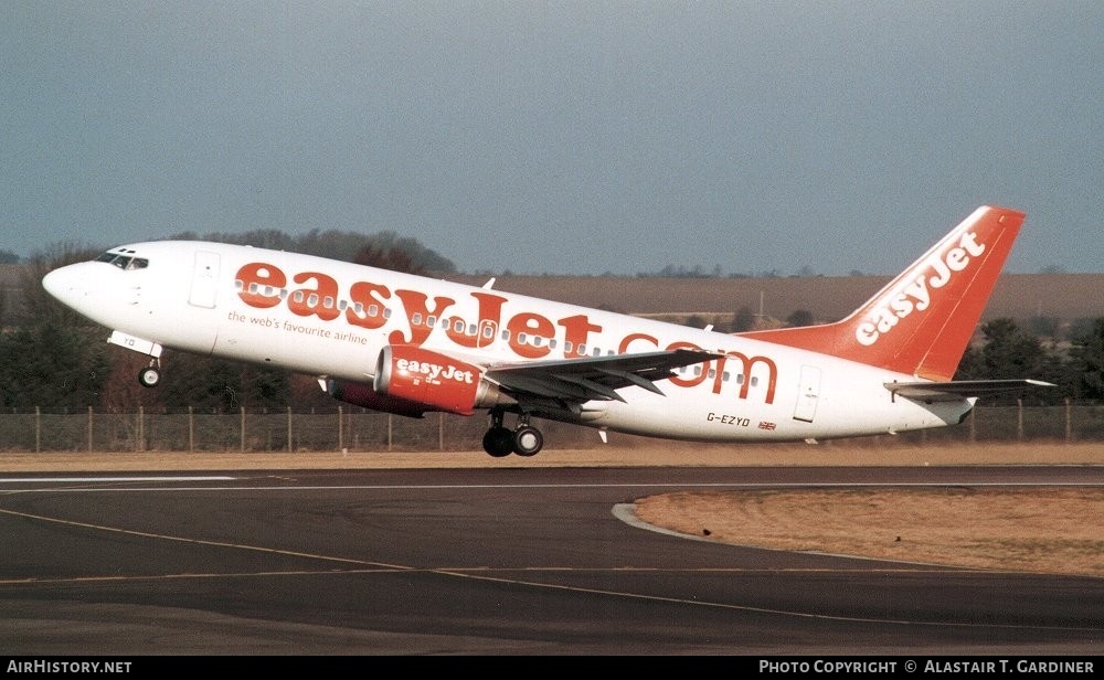 Aircraft Photo of G-EZYD | Boeing 737-3M8 | EasyJet | AirHistory.net #62962