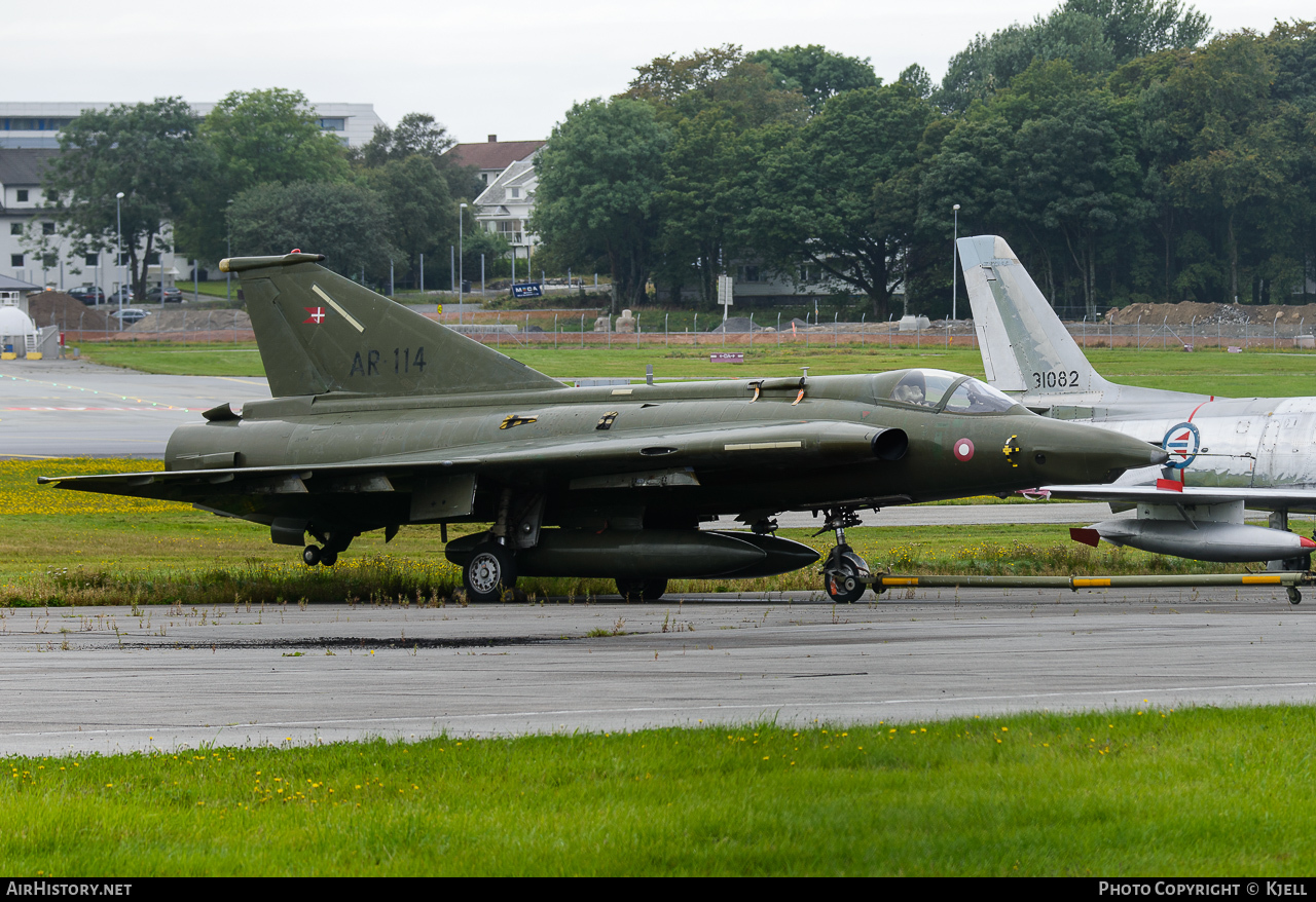 Aircraft Photo of AR-114 | Saab RF-35 Draken | Denmark - Air Force | AirHistory.net #63059