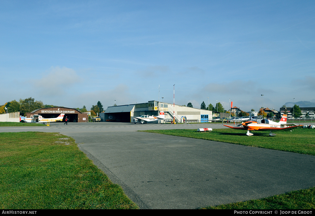 Airport photo of Thun (LSZW) in Switzerland | AirHistory.net #63088