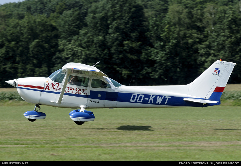 Aircraft Photo of OO-KWT | Cessna 172N Skyhawk 100 | AirHistory.net #63089