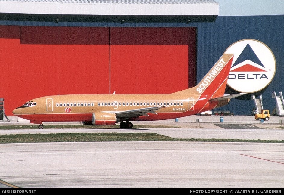 Aircraft Photo of N349SW | Boeing 737-3H4 | Southwest Airlines | AirHistory.net #63135
