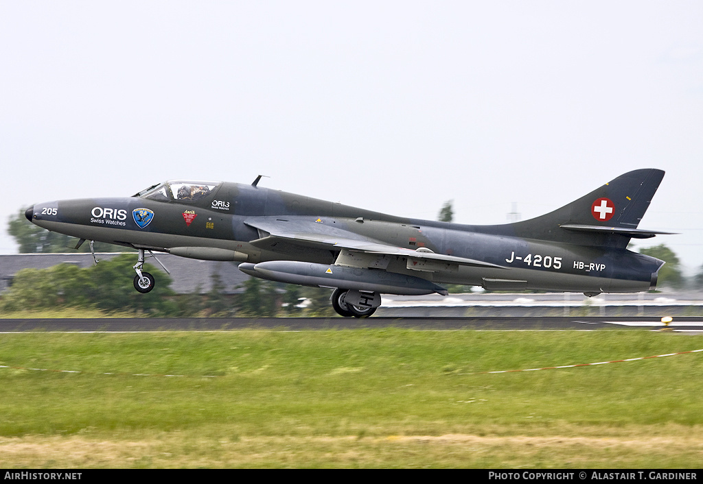 Aircraft Photo of HB-RVP / J-4205 | Hawker Hunter T68 | Switzerland - Air Force | AirHistory.net #63136