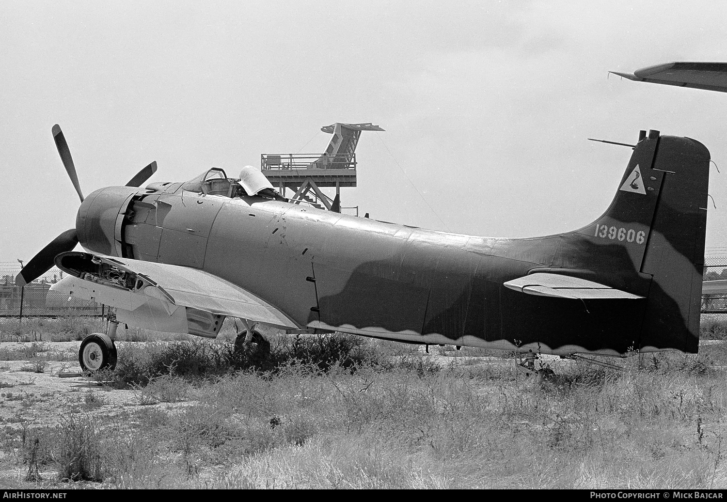 Aircraft Photo of 139606 | Douglas A-1H Skyraider (AD-6) | AirHistory.net #63174