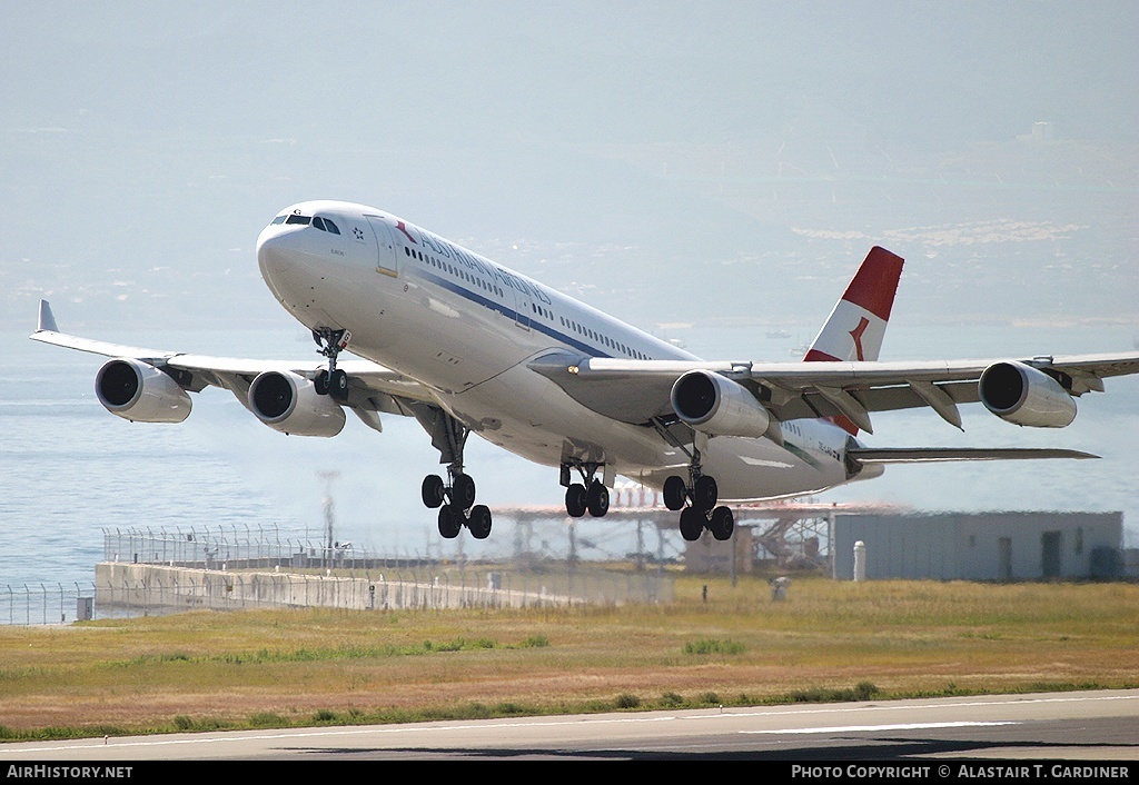 Aircraft Photo of OE-LAG | Airbus A340-211 | Austrian Airlines | AirHistory.net #63321