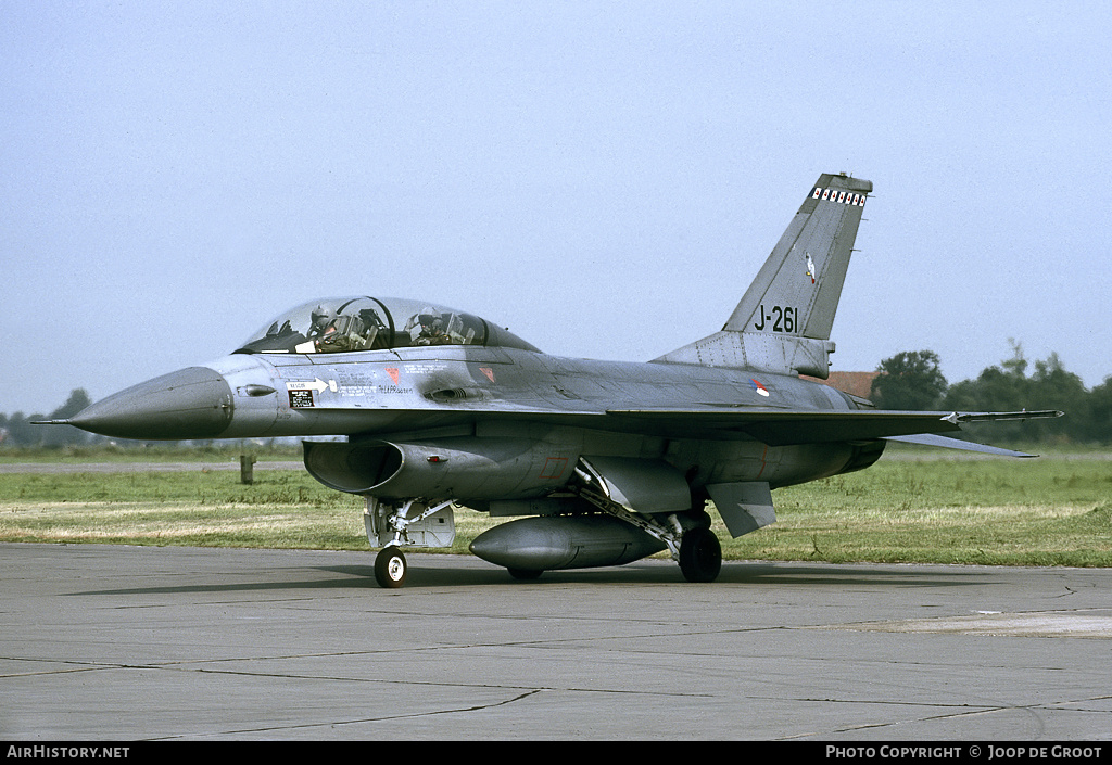 Aircraft Photo of J-261 | General Dynamics F-16B Fighting Falcon | Netherlands - Air Force | AirHistory.net #63647