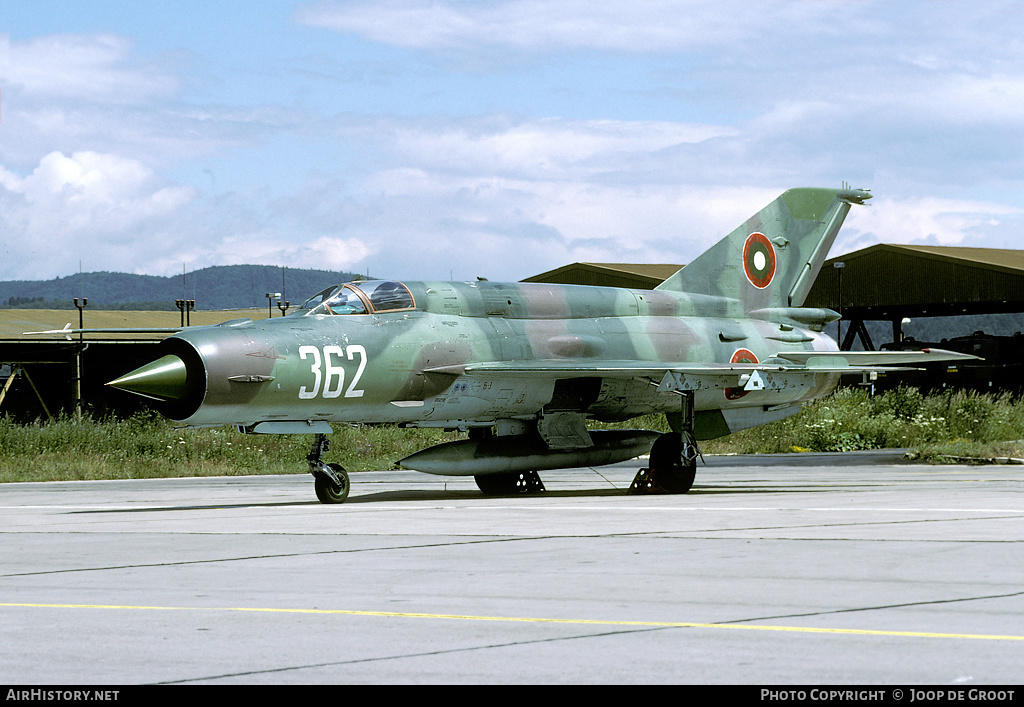 Aircraft Photo of 362 | Mikoyan-Gurevich MiG-21bis | Bulgaria - Air Force | AirHistory.net #63681