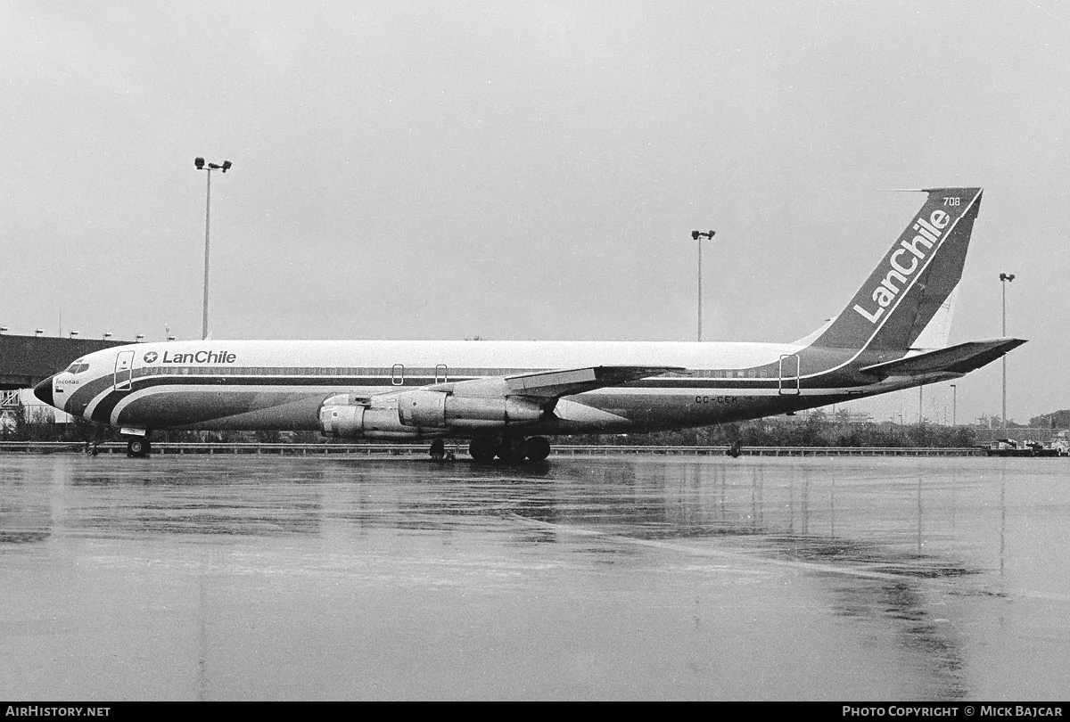 Aircraft Photo of CC-CEK | Boeing 707-321B | LAN Chile - Línea Aérea Nacional | AirHistory.net #63686