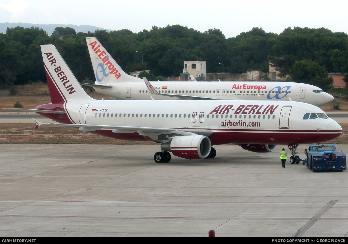 Aircraft Photo of D-ABDM | Airbus A320-214 | Air Berlin | AirHistory.net #63750