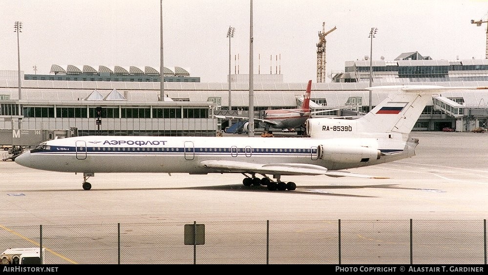 Aircraft Photo of RA-85390 | Tupolev Tu-154B-2 | Aeroflot | AirHistory.net #63921