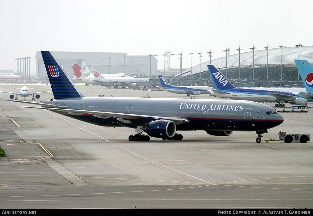 Aircraft Photo of N217UA | Boeing 777-222/ER | United Airlines | AirHistory.net #64010