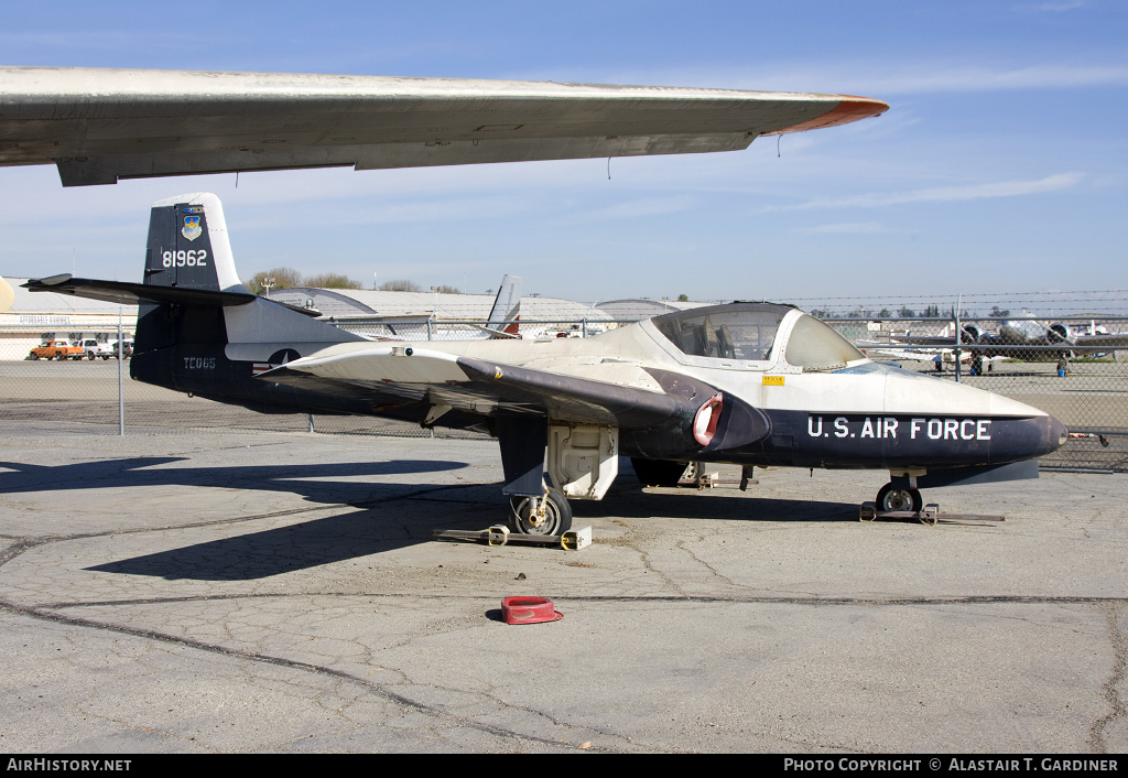 Aircraft Photo of 58-1962 / 81962 | Cessna T-37B Tweety Bird | USA - Air Force | AirHistory.net #64033