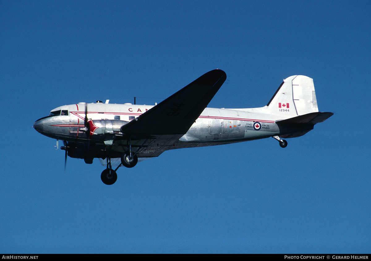 Aircraft Photo of 12944 | Douglas CC-129 Dakota 3 | Canada - Air Force | AirHistory.net #64079