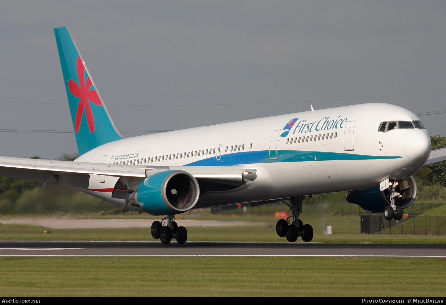 Aircraft Photo of G-OOBK | Boeing 767-324/ER | First Choice Airways | AirHistory.net #64140