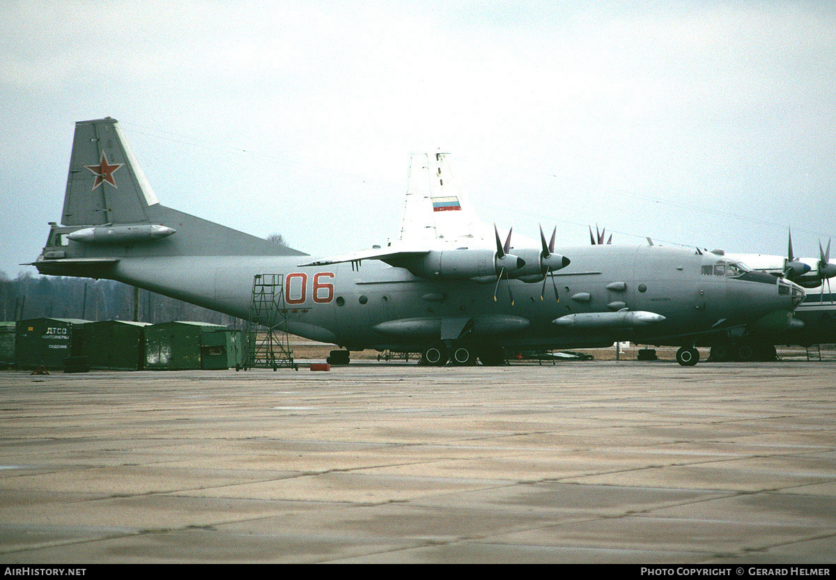 Aircraft Photo of 06 red | Antonov An-12BK-KPS | Russia - Air Force | AirHistory.net #64198