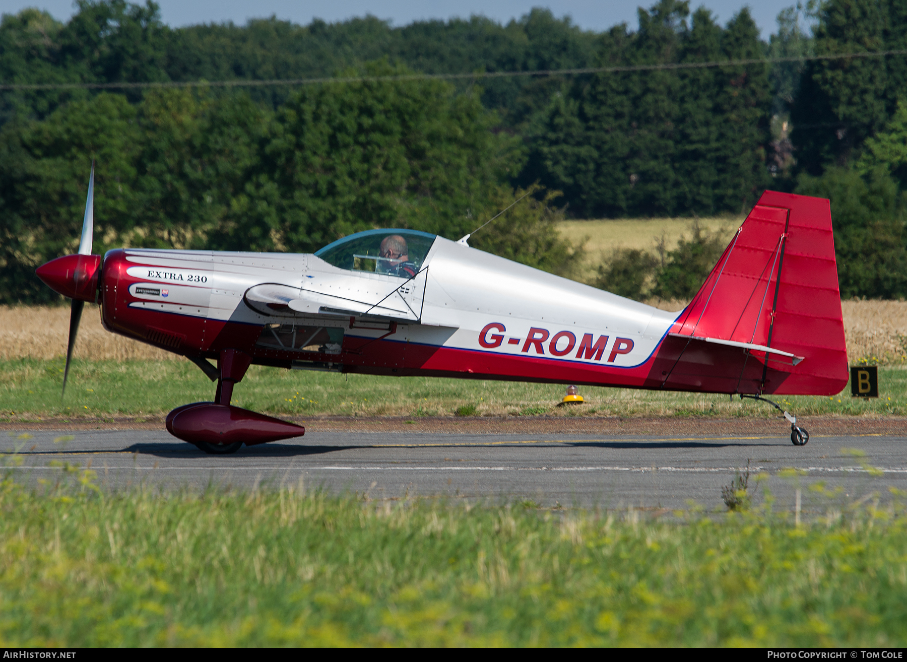 Aircraft Photo of G-ROMP | Extra EA-230H | AirHistory.net #64260