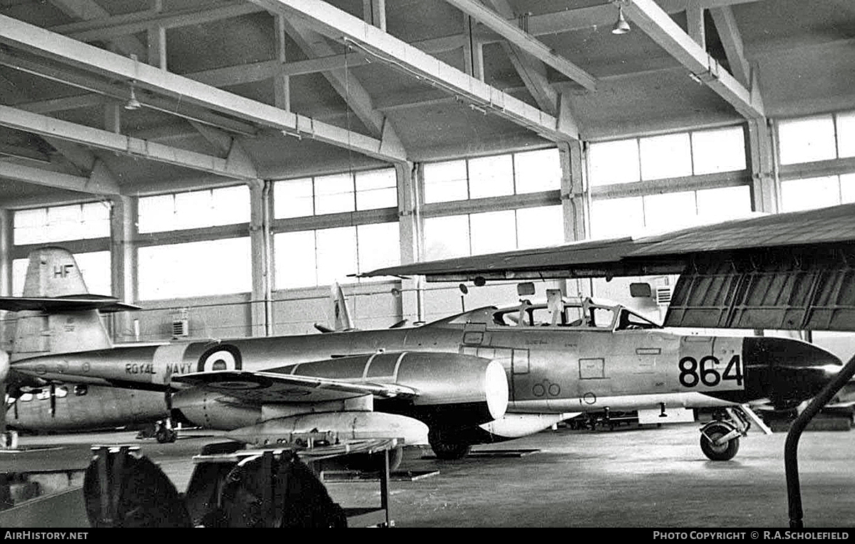 Aircraft Photo of WD592 | Gloster Meteor TT20 | UK - Navy | AirHistory.net #64317