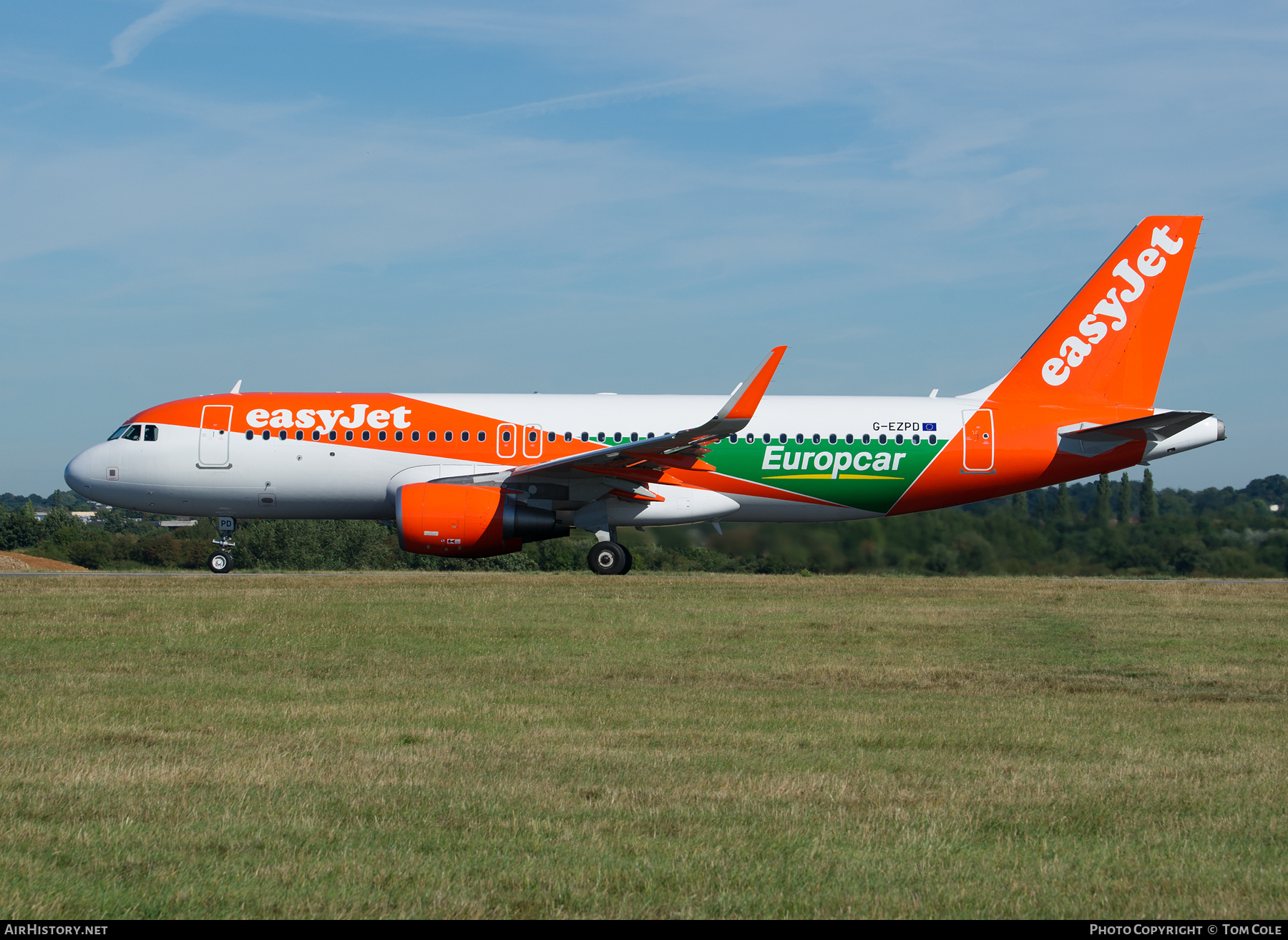 Aircraft Photo of G-EZPD | Airbus A320-214 | EasyJet | AirHistory.net #64333