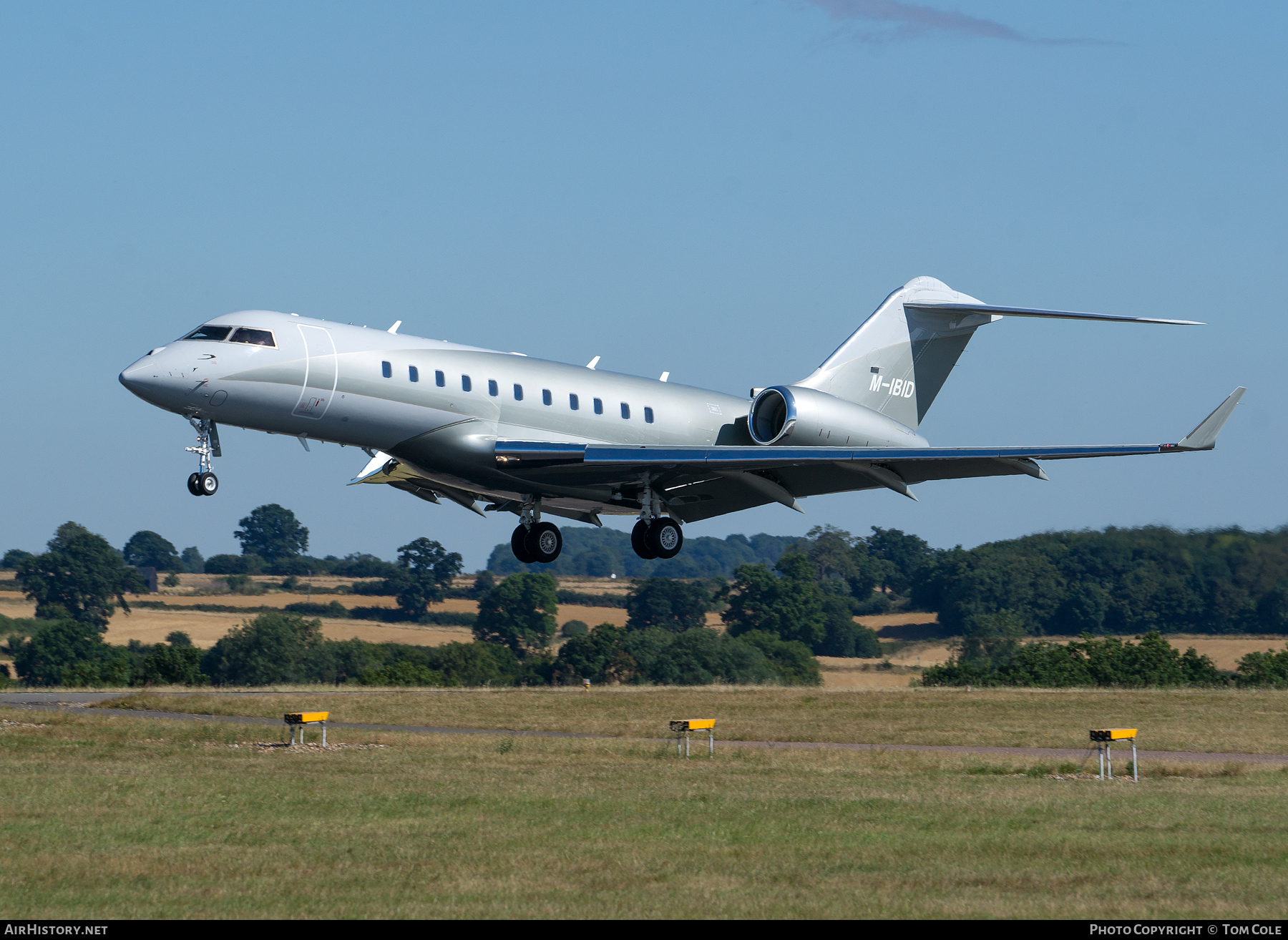 Aircraft Photo of M-IBID | Bombardier Global 5000 (BD-700-1A11) | AirHistory.net #64360