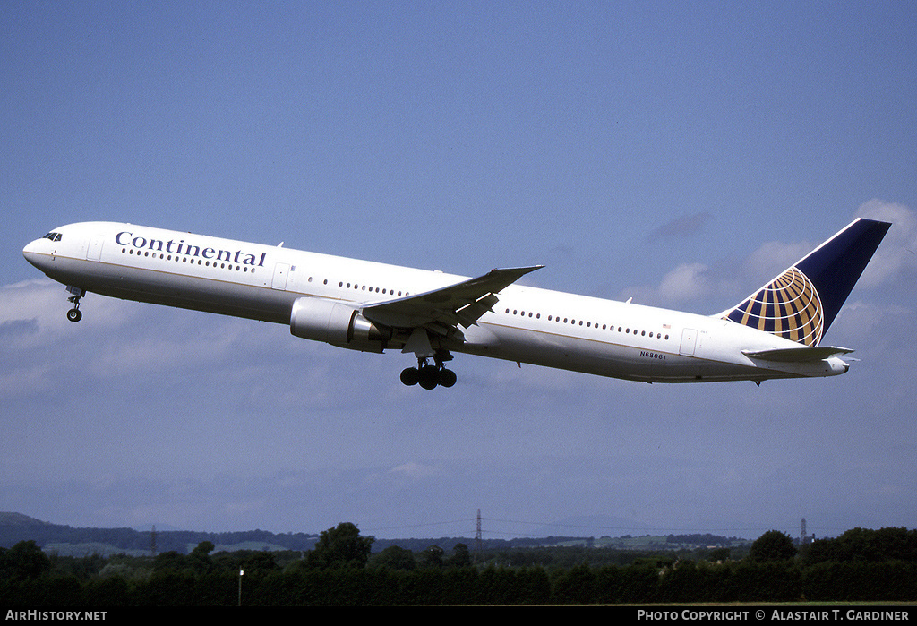 Aircraft Photo of N68061 | Boeing 767-424/ER | Continental Airlines | AirHistory.net #64392
