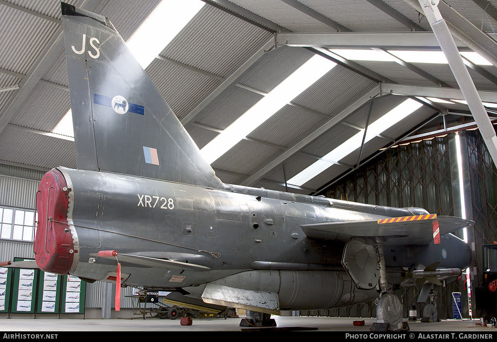 Aircraft Photo of XR728 | English Electric Lightning F6 | UK - Air Force | AirHistory.net #64393