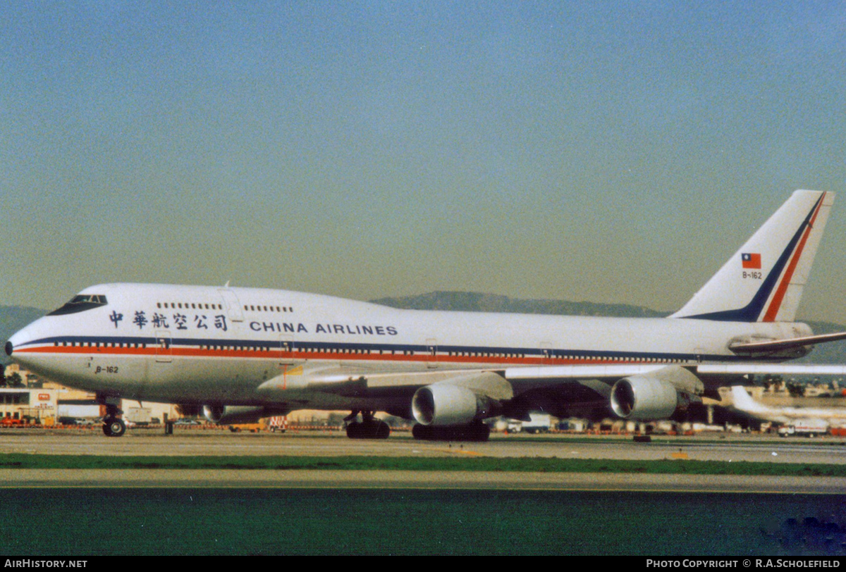 Aircraft Photo of B-162 | Boeing 747-409 | China Airlines | AirHistory.net #64500