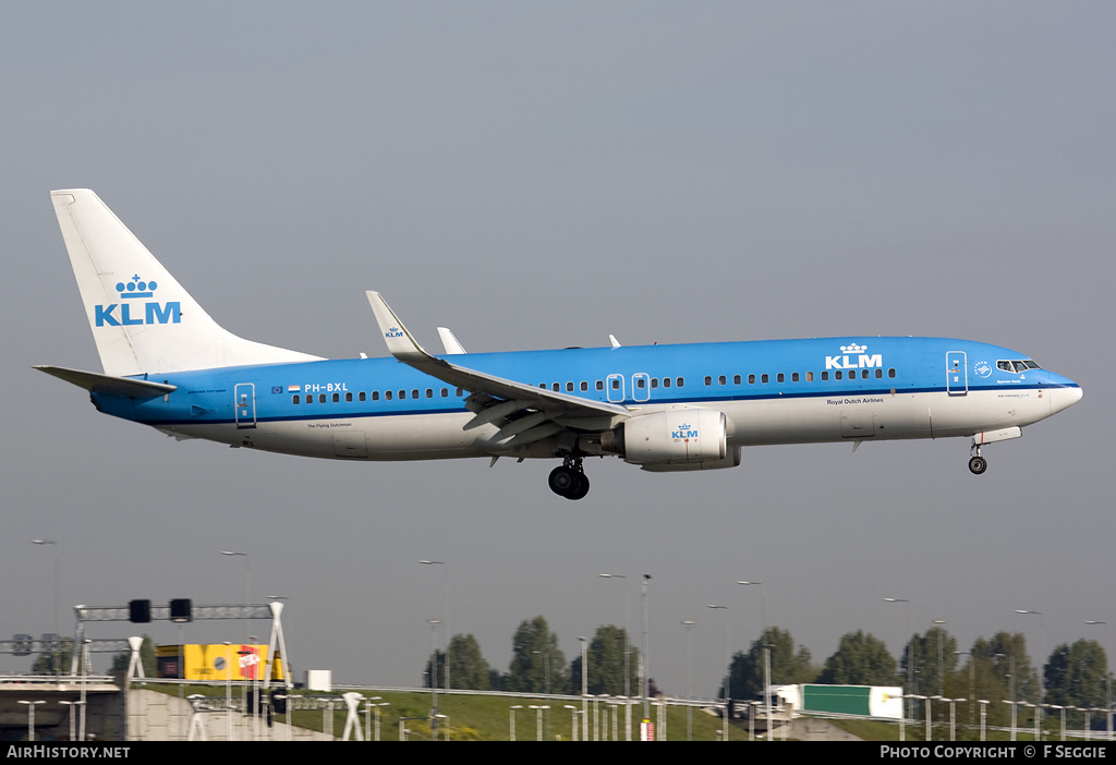 Aircraft Photo of PH-BXL | Boeing 737-8K2 | KLM - Royal Dutch Airlines | AirHistory.net #64545