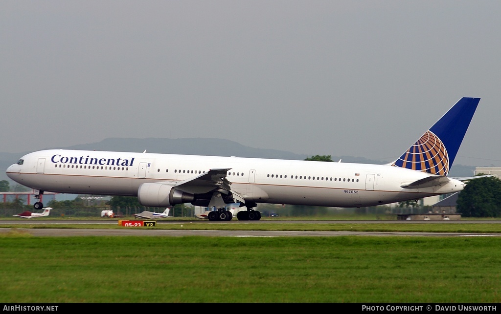 Aircraft Photo of N67052 | Boeing 767-424/ER | Continental Airlines | AirHistory.net #64567